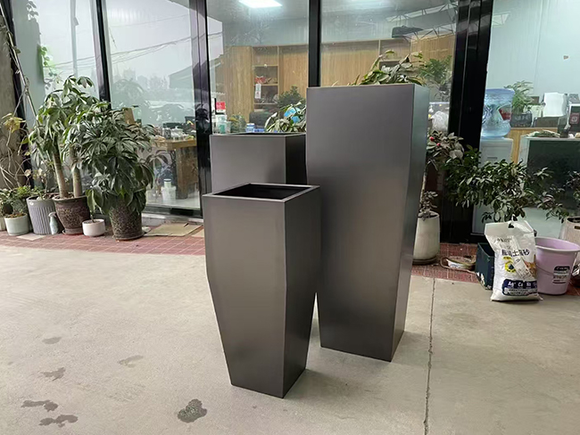 金属花箱